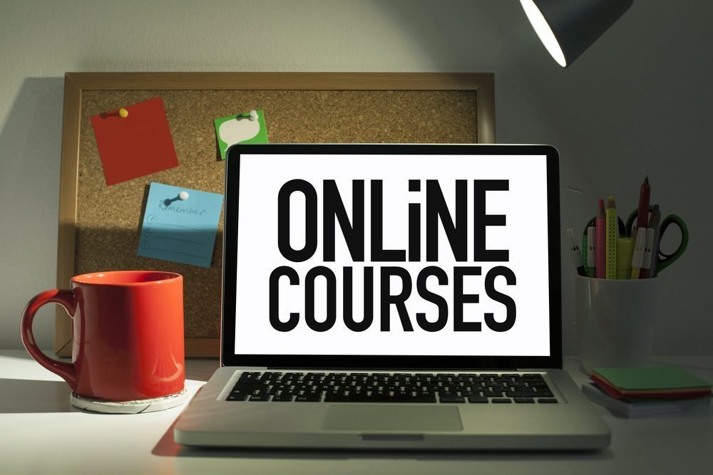 Why Online Courses Are the Future of Learning